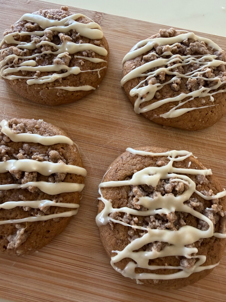 Pumpkin crumb cake cookies!